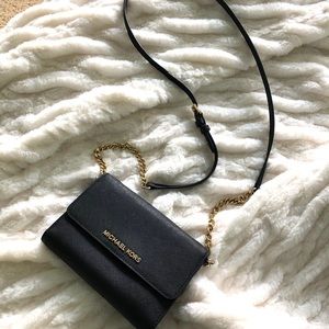 Michael Kors Crossbody Wallet